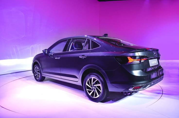 2022 VW Virtus 1.0 TSI Highline AT rear 3/4 view. 2022 VW Virtus 1.0 TSI Highline AT rear 3/4 view.